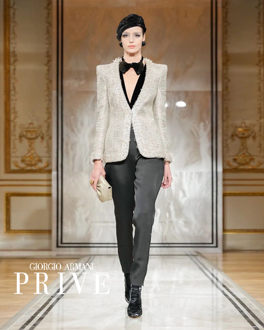 ALEXANDRA NEVES WALKS FOR GIORGIO ARMANI PRIVÉ FW25/26
