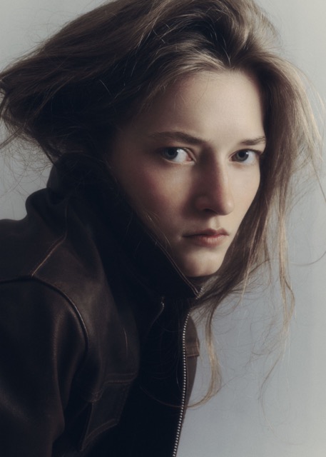 REPRESENTING NIKOLA SWIERZEWSKA